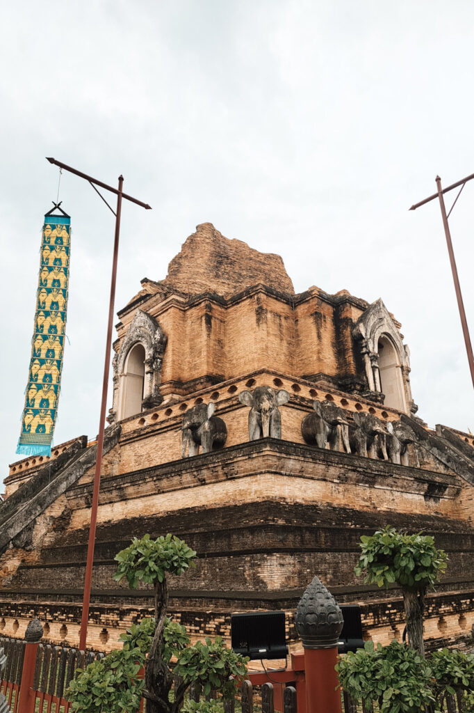 Wat Chedi Luang - Tempel in het oude centrum van Chiang Mai