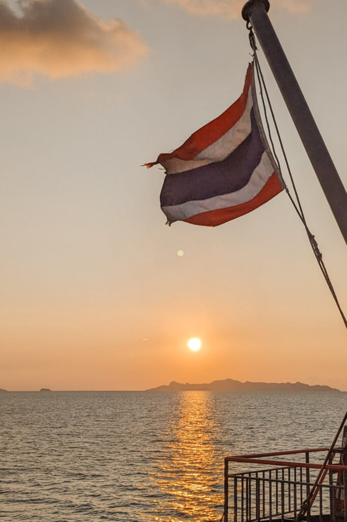Ferry naar Koh Samui met kinderen