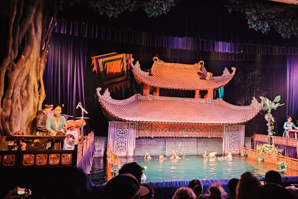 Waterpoppenshow Hanoi met kinderen