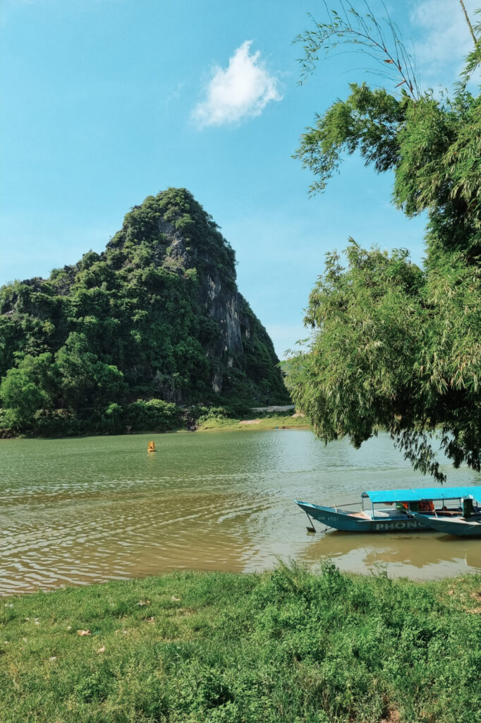 Phong Nha met kinderen