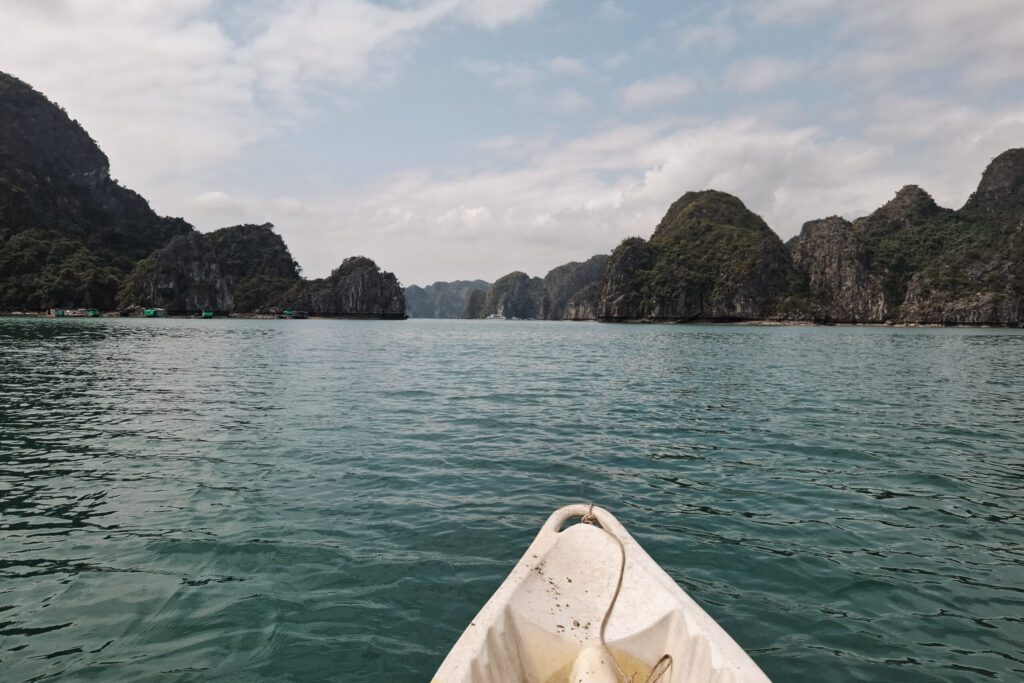 Kayakken in Halong Bay